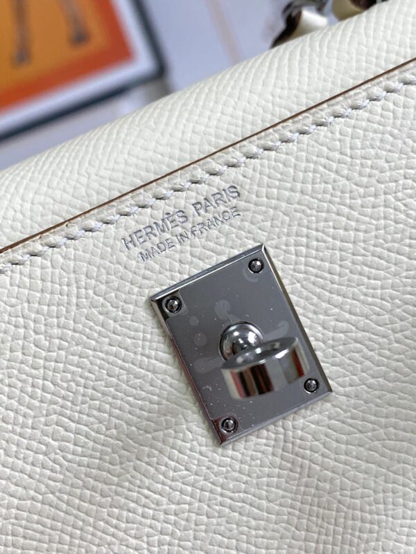 19cm Classic Bags