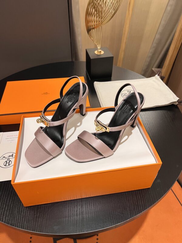 9cm Classic high heels