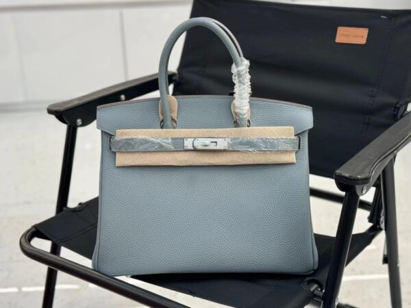 25 30 35 Fashion Classic Handmade Cowhide Bag