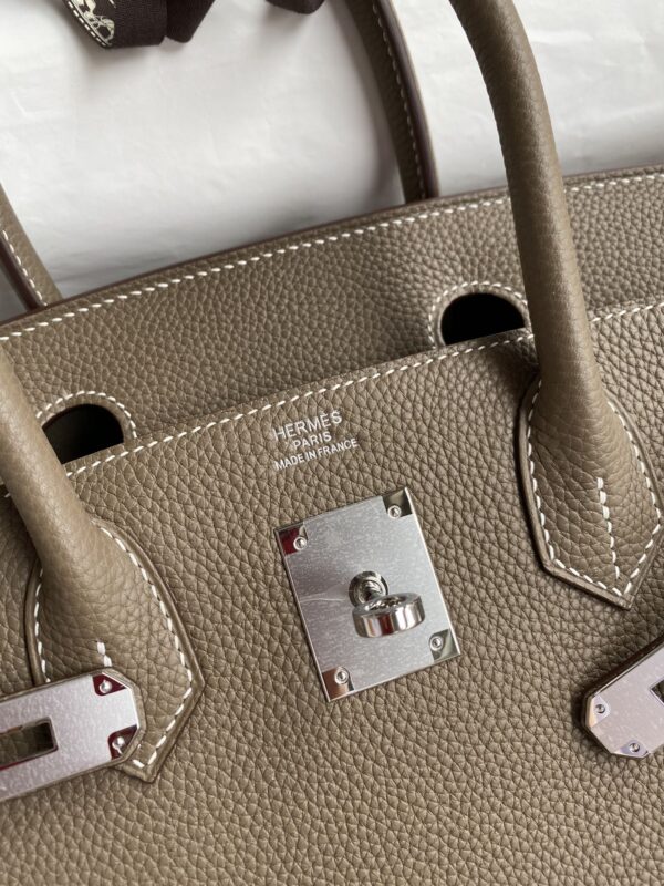 25 30 35 Fashion Classic Handmade Cowhide Bag