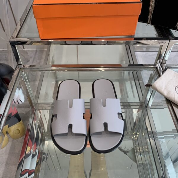 Classic Fashion Leather Slipper Sandals