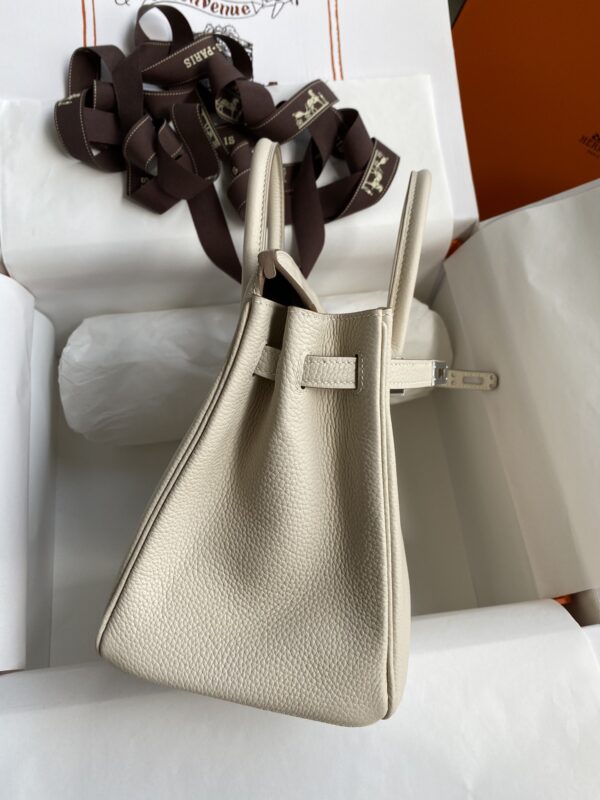 25 30 35 Fashion Classic Handmade Cowhide Bag