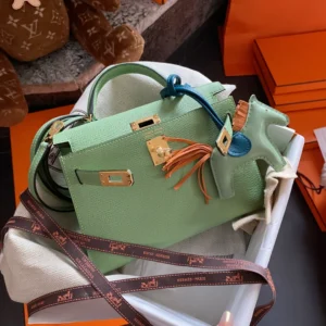 19cm Classic Bags