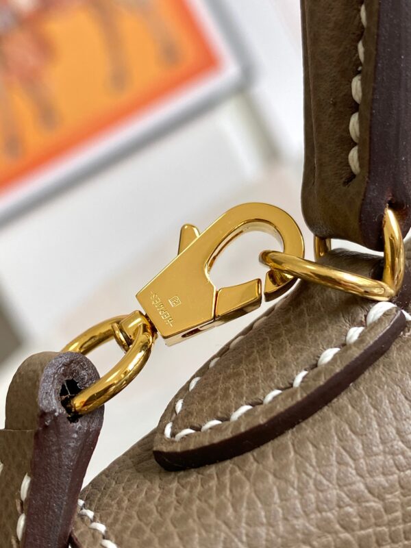 19cm Classic Bags