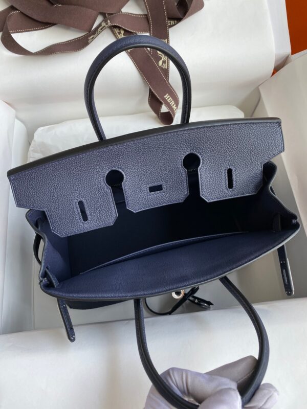 25 30 35 Fashion Classic Handmade Cowhide Bag