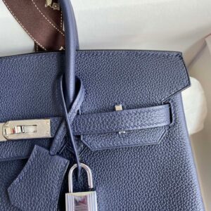 25 30 35 Fashion Classic Handmade Cowhide Bag
