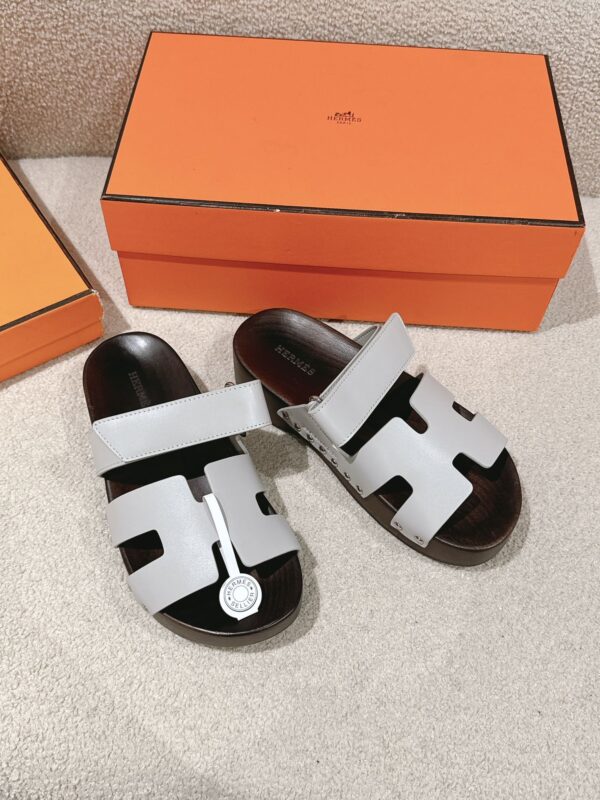 Classic Clogs Leather Sandals