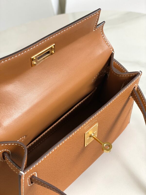 19cm Classic Bags