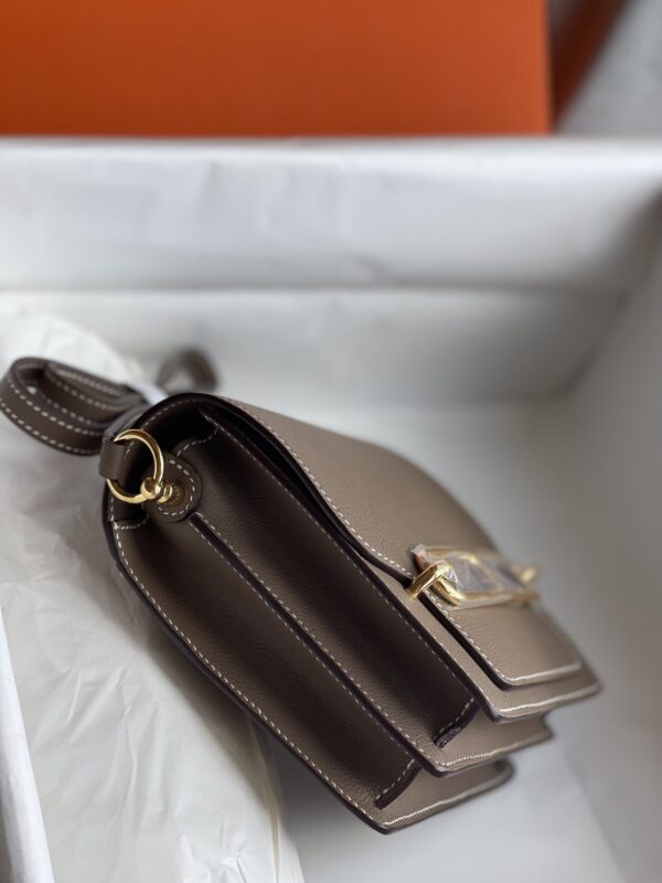 19cm Classic Bags