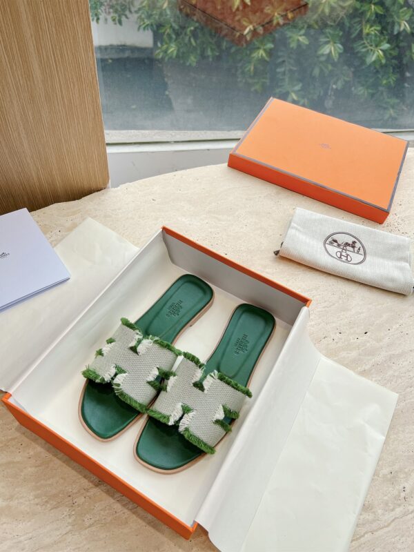 Classic shoes