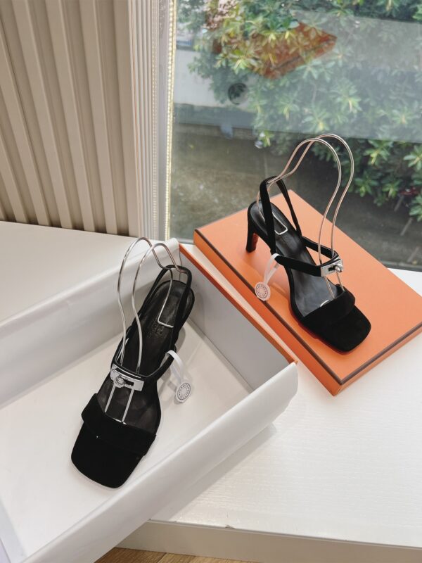 7.5cm Classic high heels