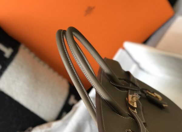 25 30 35 Fashion Classic Handmade Cowhide Bag