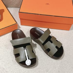 Classic Clogs Leather Sandals