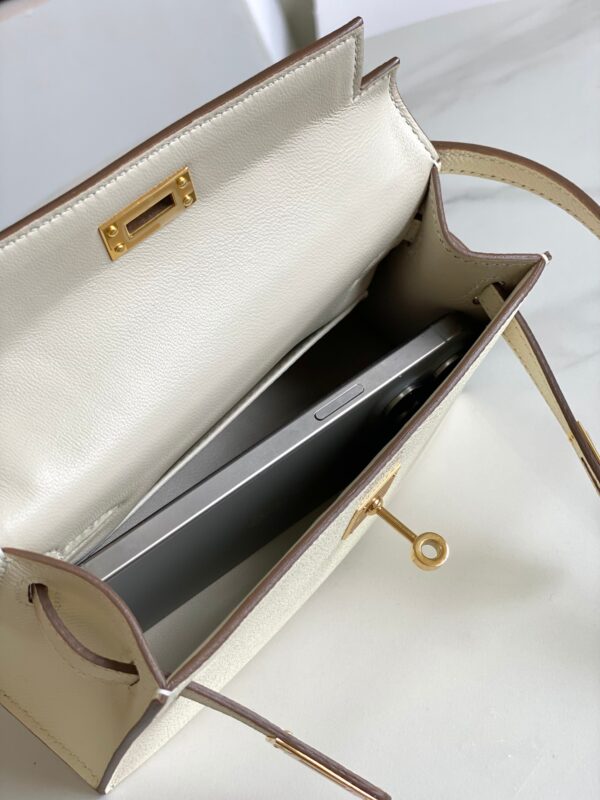 19cm Classic Bags