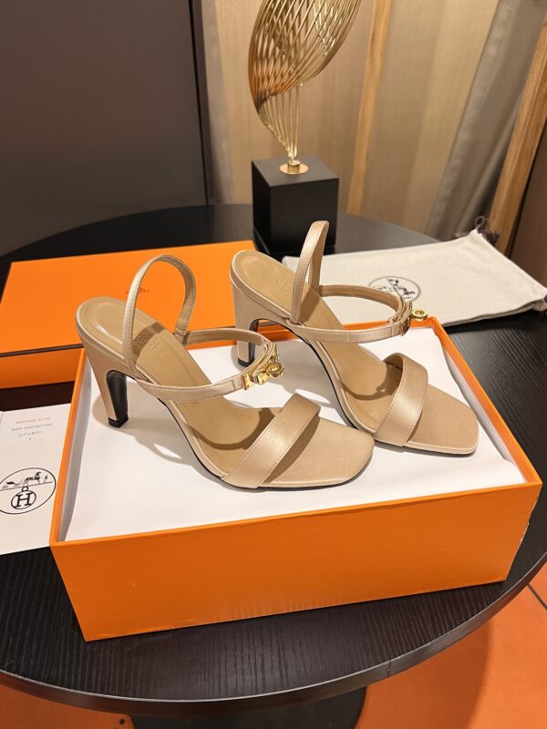 9cm Classic high heels