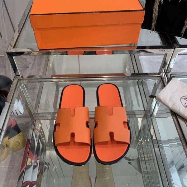 Classic Fashion Leather Slipper Sandals