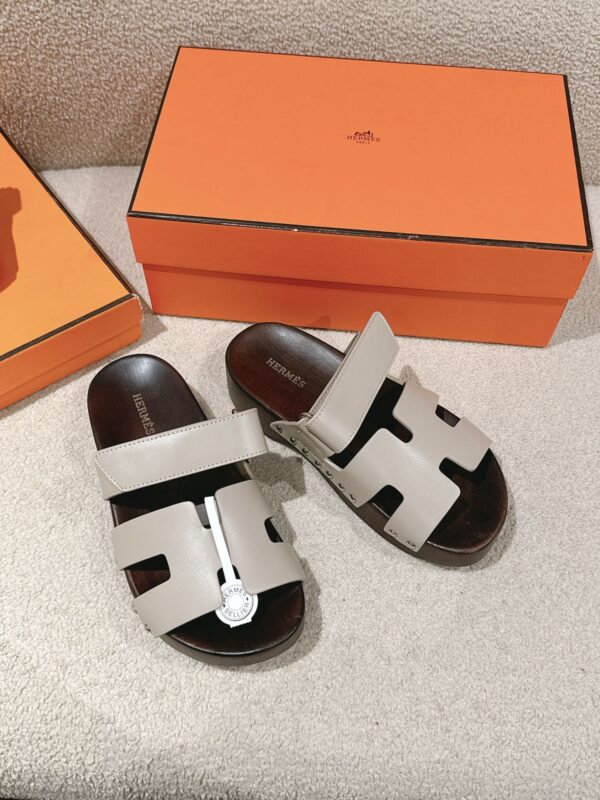 Classic Clogs Leather Sandals