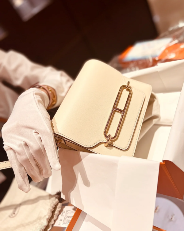 19cm Classic Bags