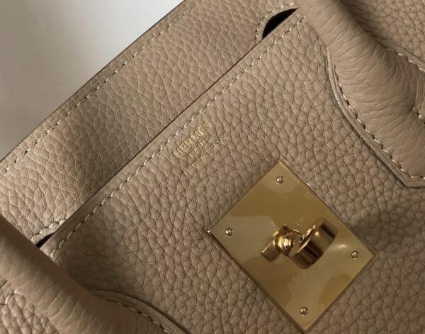 25 30 35 Fashion Classic Handmade Cowhide Bag