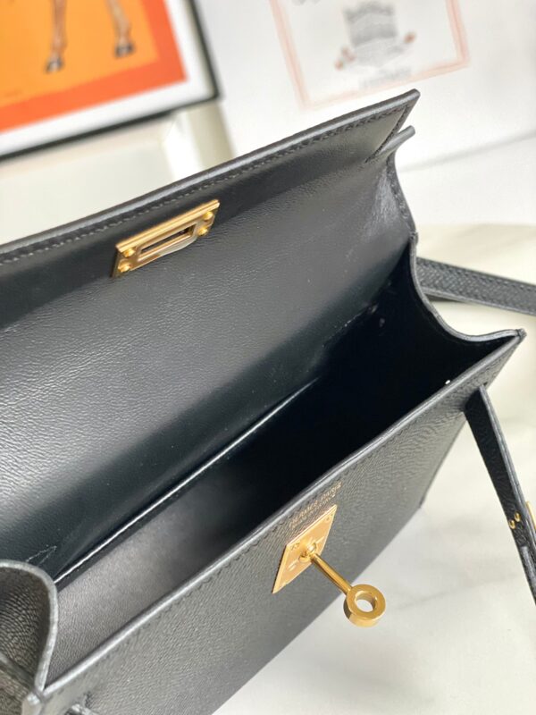 19cm Classic Bags