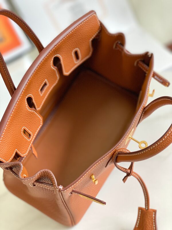 25 30 35 Fashion Classic Handmade Cowhide Bag