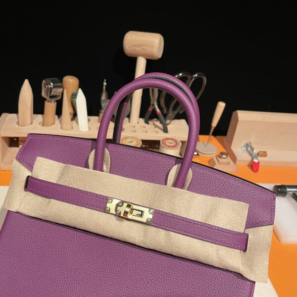 25 30 35 Fashion Classic Handmade Cowhide Bag