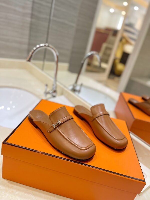 Sandals Classic Slippers