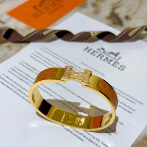 Genuine Crocodile Leather Fashion Bracelet