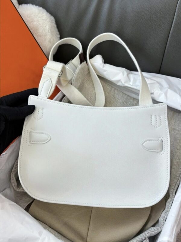 Classic Leather Shoulder Bag