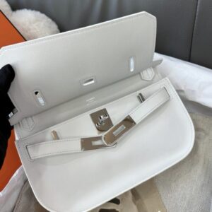 Classic Leather Shoulder Bag