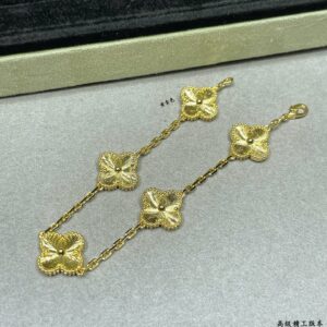 Four-Leaf Clover Necklace