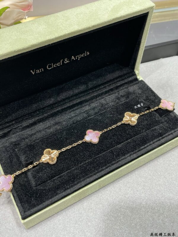 Four-Leaf Clover Necklace