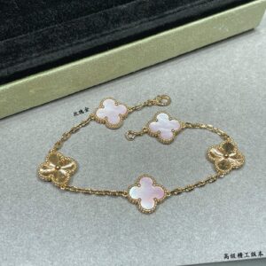 Four-Leaf Clover Necklace