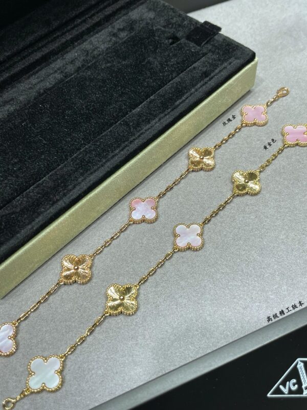 Four-Leaf Clover Necklace