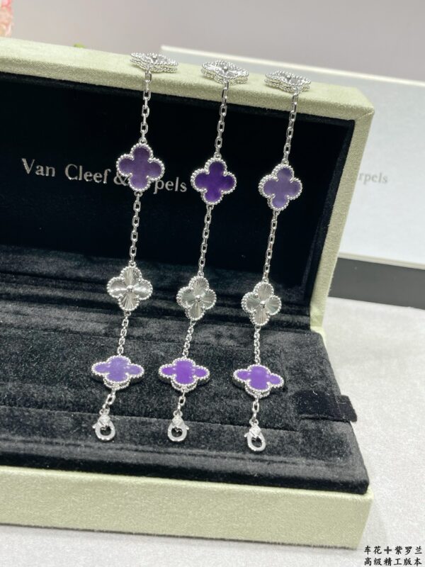 Four-Leaf Clover Necklace