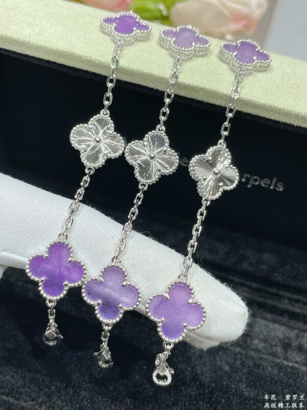 Four-Leaf Clover Necklace