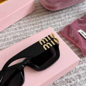 11W Statement Sunglasses