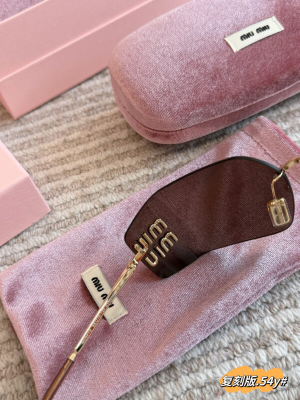 54YS Slim Sunglasses