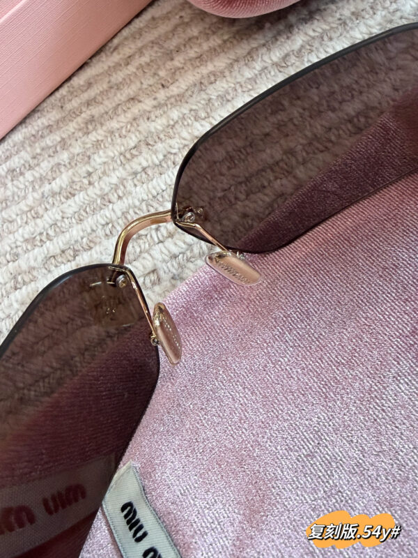 54YS Slim Sunglasses