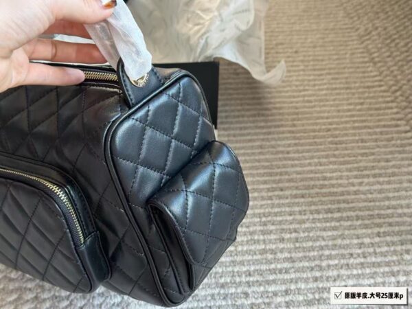 Black Quilted Vanity Shoulder Bag - image 3