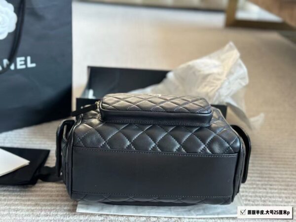 Black Quilted Vanity Shoulder Bag - image 5