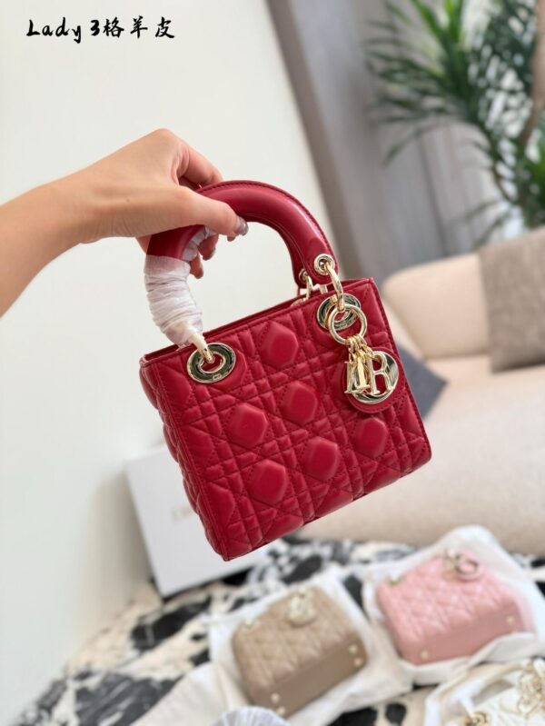 Cannage Mini Chain Bag - Red detail