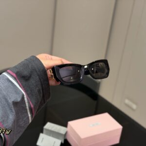 Glossy Oval Sunglasses