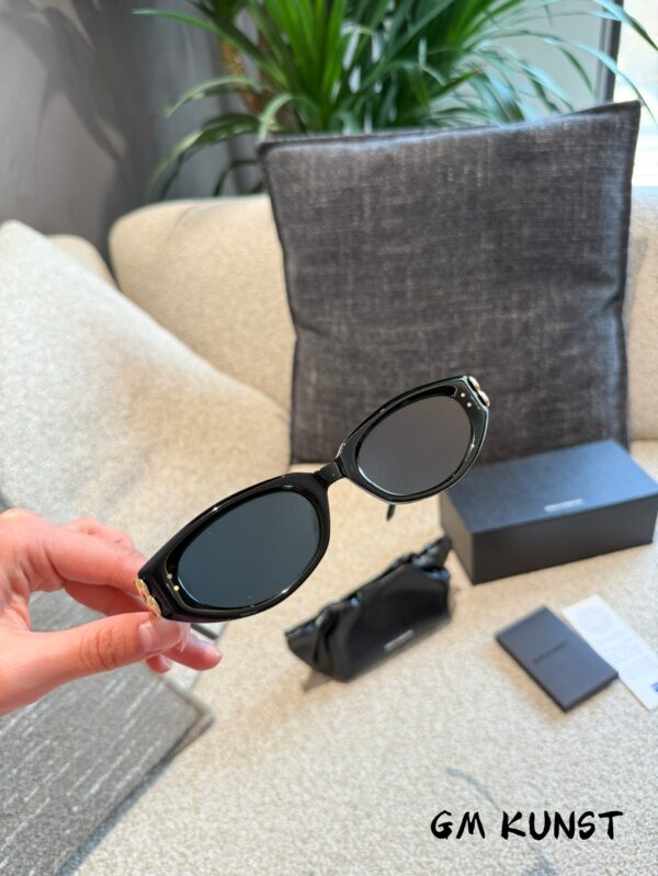 Kunst Style Eyeglass Frames
