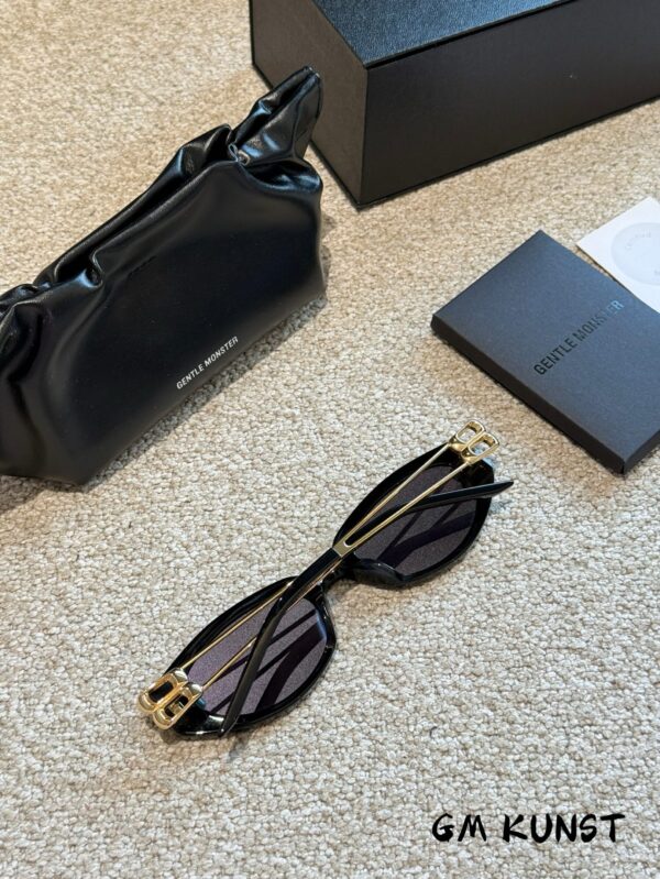 Kunst Style Eyeglass Frames