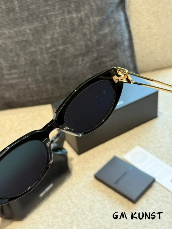 Kunst Style Eyeglass Frames
