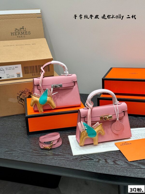 Mini Kelly II Leather Bag - 3Q Pink