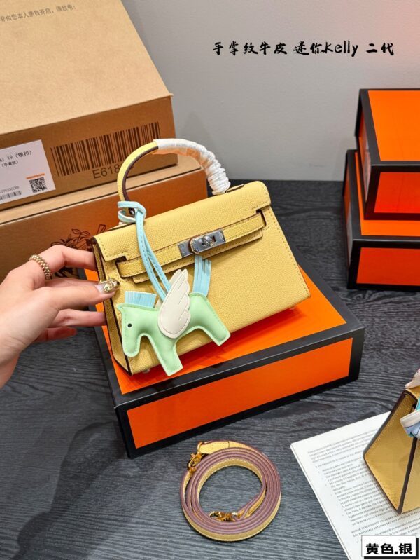 Mini Kelly II Leather Bag - Light Yellow