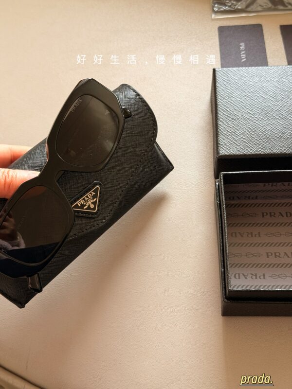 Modern Rectangle Sunglasses
