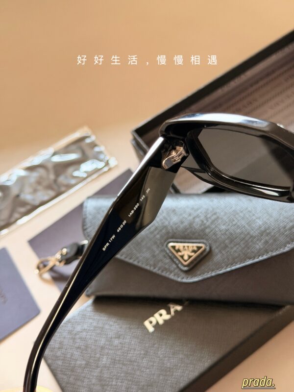 Modern Rectangle Sunglasses